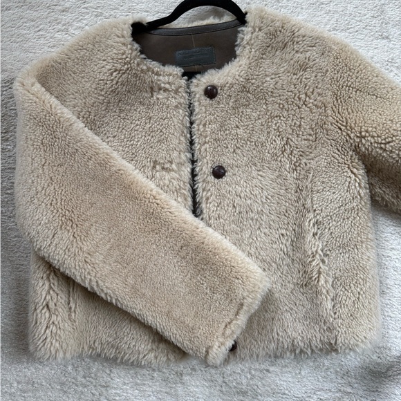 Nili Lotan Carole Shearling Short Coat - Picture 7 of 10